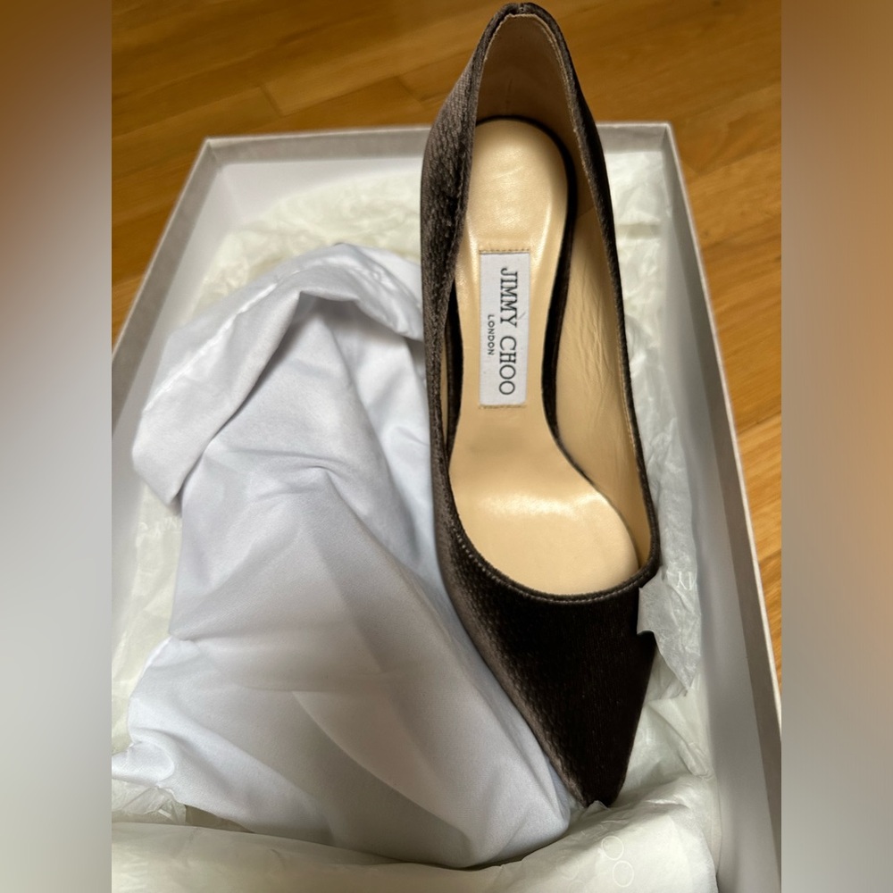 Jimmy Choo brand new pumps.